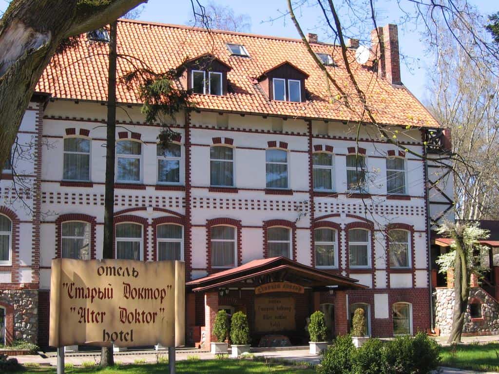 Отель Старый Доктор в историческом здании Светлогорска