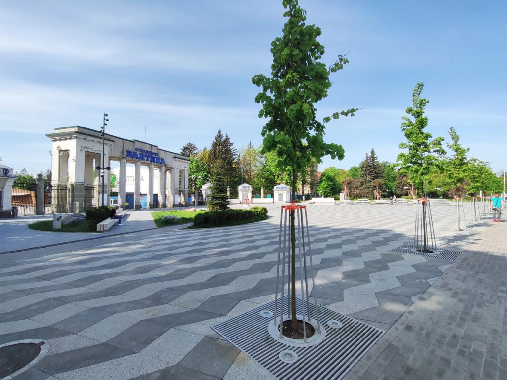 Обновленная площадь у стадиона Балтика в Калининграде 2024